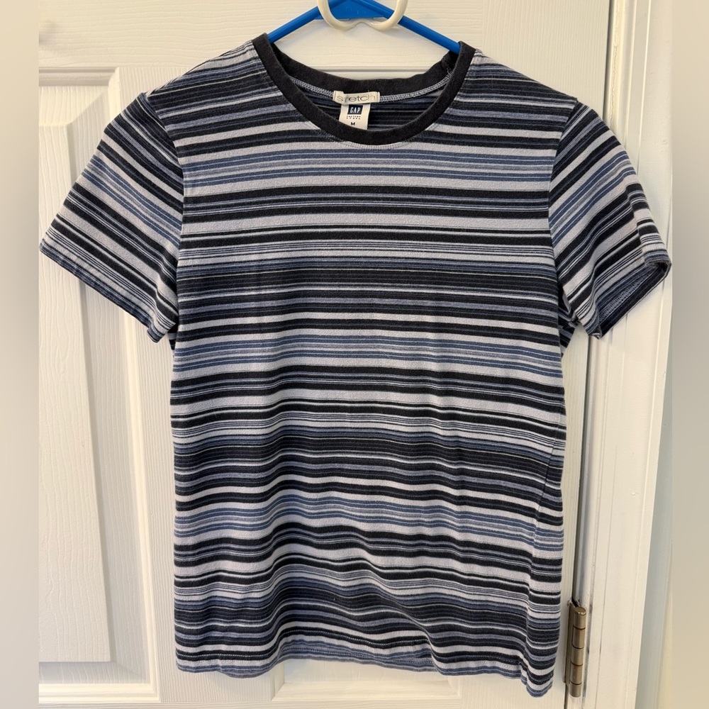 GAP stretch blue striped short sleeve shirt M